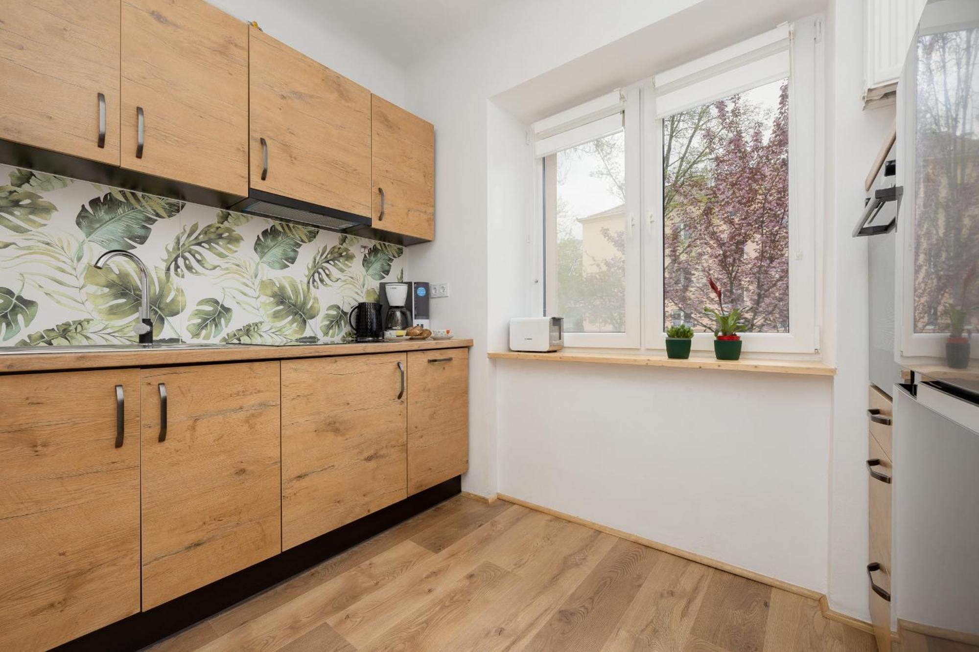 Spacious Apartment For 6 People Near The Old Town By Noclegi Renters Warszawa Eksteriør billede
